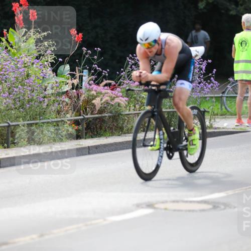 08.09.2024 - Stadtparktriathlon Zöllner http://msf.ph/oto/6994314 08.09.2024 11:59:22 Radfahren 663, 710, 732, 741, 820 meine-sportfotos.de