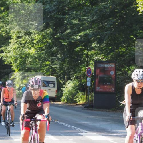 08.09.2024 - Stadtparktriathlon Zöllner http://msf.ph/oto/6994325 08.09.2024 10:42:30 Radfahren 43, 284, 304, 311, 321, 322, 329, 360, 373, 404, 420, 435 meine-sportfotos.de