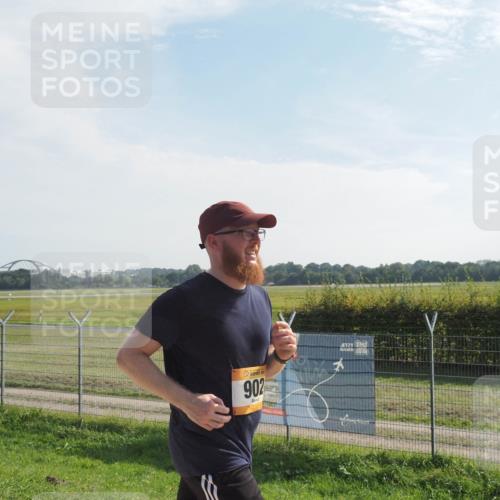 08.09.2024 - Airport Race Miley Keyser http://msf.ph/oto/6994362 08.09.2024 12:15:15 Laufen OLYMPUS, DIGITAL, CAMERA meine-sportfotos.de