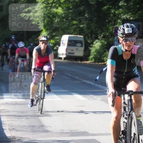 08.09.2024 - Stadtparktriathlon Zöllner http://msf.ph/oto/6994372 08.09.2024 10:42:33 Radfahren 43, 284, 304, 311, 321, 322, 329, 360, 404, 410, 420, 435 meine-sportfotos.de