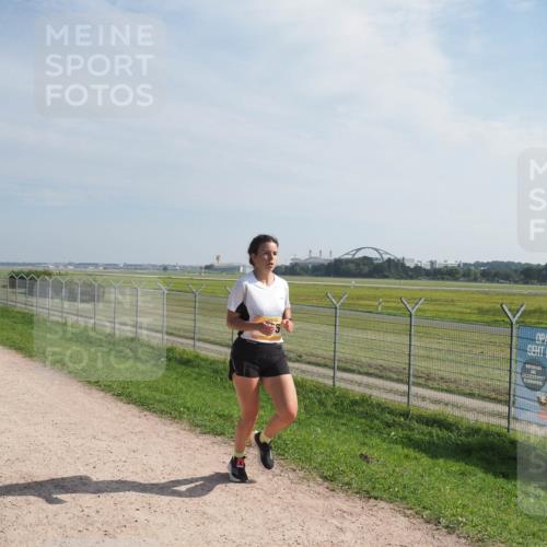 08.09.2024 - Airport Race Miley Keyser http://msf.ph/oto/6994402 08.09.2024 12:15:19 Laufen OLYMPUS, DIGITAL, CAMERA meine-sportfotos.de