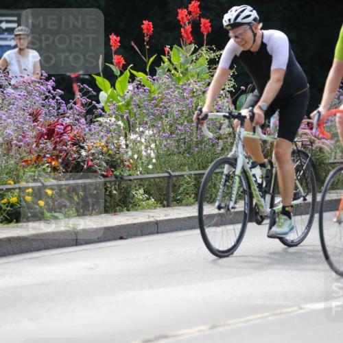 08.09.2024 - Stadtparktriathlon Zöllner http://msf.ph/oto/6994427 08.09.2024 11:59:49 Radfahren 667, 668, 676, 736, 845 meine-sportfotos.de