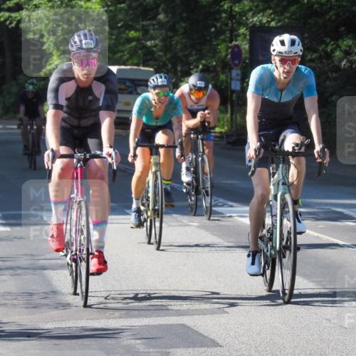 08.09.2024 - Stadtparktriathlon Zöllner http://msf.ph/oto/6994441 08.09.2024 10:42:37 Radfahren 43, 284, 304, 321, 323, 360, 404, 410, 420, 435 meine-sportfotos.de