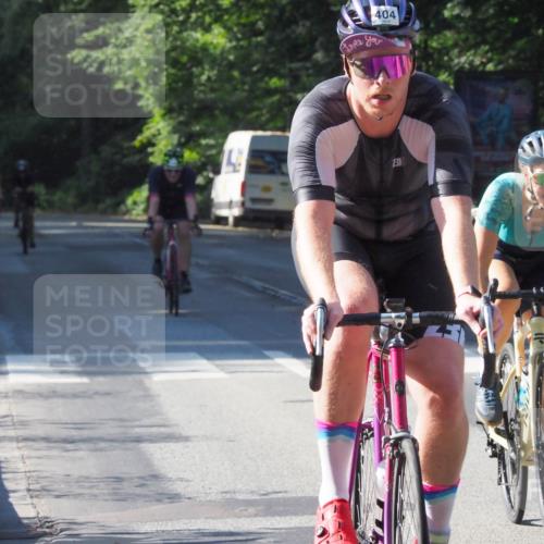 08.09.2024 - Stadtparktriathlon Zöllner http://msf.ph/oto/6994456 08.09.2024 10:42:38 Radfahren 284, 289, 304, 321, 323, 360, 404, 410, 420, 435 meine-sportfotos.de