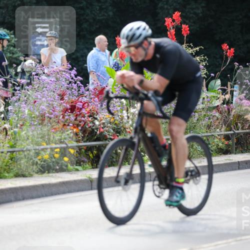 08.09.2024 - Stadtparktriathlon Zöllner http://msf.ph/oto/6994487 08.09.2024 12:00:22 Radfahren 614, 643, 684, 731, 754, 764, 842 meine-sportfotos.de
