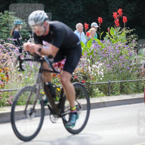 08.09.2024 - Stadtparktriathlon Zöllner http://msf.ph/oto/6994494 08.09.2024 12:00:22 Radfahren 614, 643, 684, 731, 754, 764, 842 meine-sportfotos.de