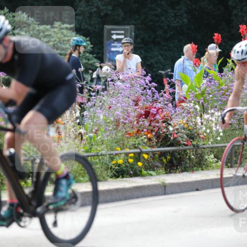 08.09.2024 - Stadtparktriathlon Zöllner http://msf.ph/oto/6994499 08.09.2024 12:00:22 Radfahren 614, 643, 684, 731, 754, 764, 842 meine-sportfotos.de