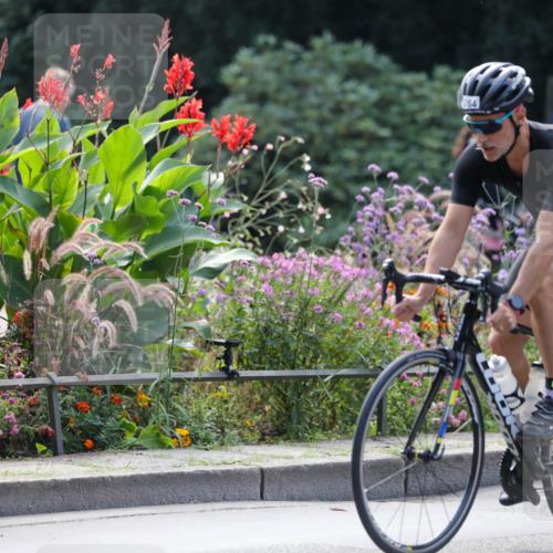 08.09.2024 - Stadtparktriathlon Zöllner http://msf.ph/oto/6994509 08.09.2024 12:00:24 Radfahren 614, 643, 684, 731, 754, 764, 842 meine-sportfotos.de