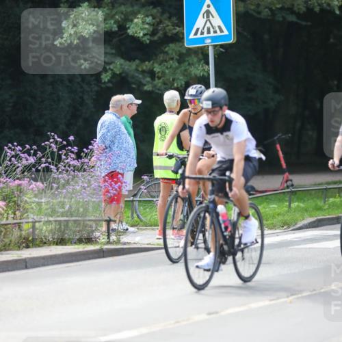 08.09.2024 - Stadtparktriathlon Zöllner http://msf.ph/oto/6994538 08.09.2024 12:00:46 Radfahren 576, 583, 625, 673, 674, 751, 776, 788, 794 meine-sportfotos.de