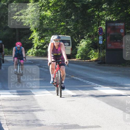 08.09.2024 - Stadtparktriathlon Zöllner http://msf.ph/oto/6994539 08.09.2024 10:42:46 Radfahren 289, 323, 340, 341, 362 meine-sportfotos.de