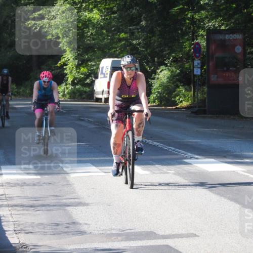 08.09.2024 - Stadtparktriathlon Zöllner http://msf.ph/oto/6994542 08.09.2024 10:42:46 Radfahren 289, 323, 340, 341, 362 meine-sportfotos.de