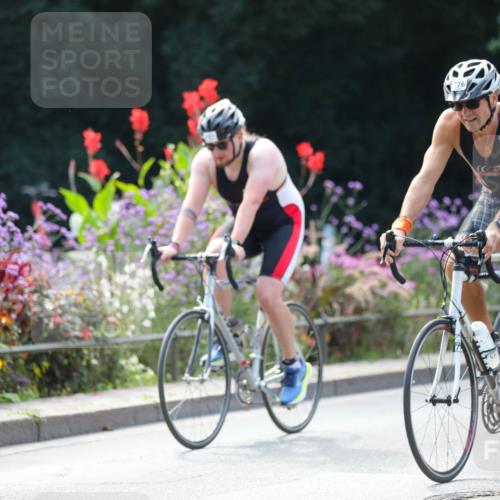 08.09.2024 - Stadtparktriathlon Zöllner http://msf.ph/oto/6994554 08.09.2024 12:00:51 Radfahren 583, 625, 674, 751, 771, 776, 788 meine-sportfotos.de