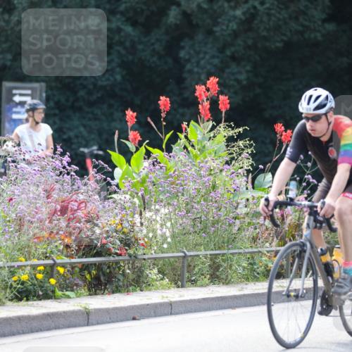 08.09.2024 - Stadtparktriathlon Zöllner http://msf.ph/oto/6994589 08.09.2024 12:01:06 Radfahren 639, 665, 778, 789 meine-sportfotos.de
