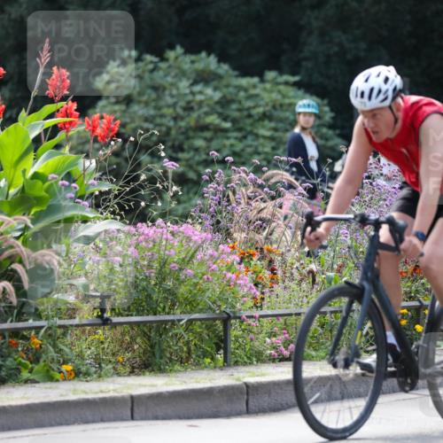 08.09.2024 - Stadtparktriathlon Zöllner http://msf.ph/oto/6994596 08.09.2024 12:01:13 Radfahren 665, 720, 763, 778 meine-sportfotos.de
