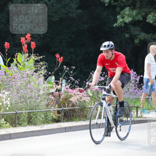 08.09.2024 - Stadtparktriathlon Zöllner http://msf.ph/oto/6994607 08.09.2024 12:01:19 Radfahren 609, 665, 720, 755, 763 meine-sportfotos.de
