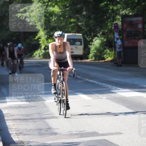 08.09.2024 - Stadtparktriathlon Zöllner http://msf.ph/oto/6994628 08.09.2024 10:43:10 Radfahren 287, 308, 332, 355, 407, 427, 433, 451 meine-sportfotos.de