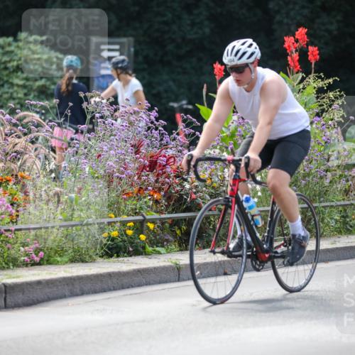 08.09.2024 - Stadtparktriathlon Zöllner http://msf.ph/oto/6994631 08.09.2024 12:01:49 Radfahren 706, 725, 791, 804 meine-sportfotos.de