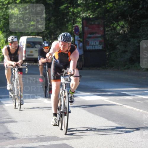 08.09.2024 - Stadtparktriathlon Zöllner http://msf.ph/oto/6994642 08.09.2024 10:43:15 Radfahren 308, 332, 400, 407, 427, 433, 451 meine-sportfotos.de