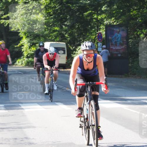 08.09.2024 - Stadtparktriathlon Zöllner http://msf.ph/oto/6994728 08.09.2024 10:44:54 Radfahren 232, 285, 363, 396, 430, 452, 455 meine-sportfotos.de