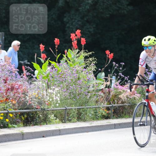 08.09.2024 - Stadtparktriathlon Zöllner http://msf.ph/oto/6994785 08.09.2024 12:03:08 Radfahren 577, 738, 761 meine-sportfotos.de