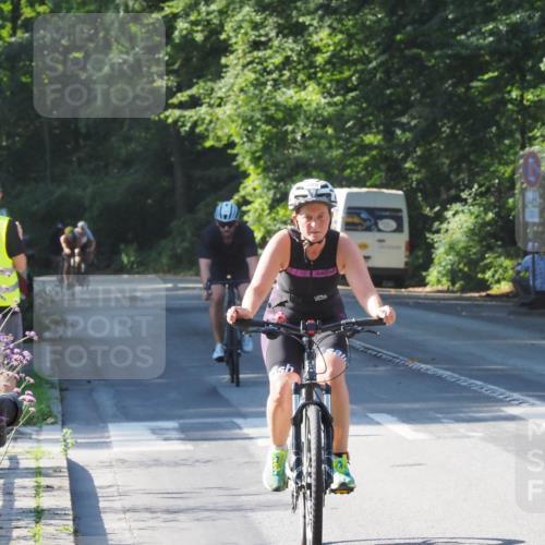 08.09.2024 - Stadtparktriathlon Zöllner http://msf.ph/oto/6994812 08.09.2024 10:45:32 Radfahren 293, 303, 305, 390, 403, 428 meine-sportfotos.de