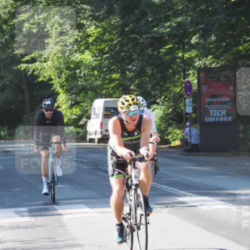 08.09.2024 - Stadtparktriathlon Zöllner http://msf.ph/oto/6994837 08.09.2024 10:45:41 Radfahren 390, 402, 426, 437 meine-sportfotos.de