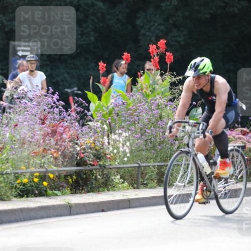08.09.2024 - Stadtparktriathlon Zöllner http://msf.ph/oto/6994899 08.09.2024 12:04:10 Radfahren 688, 719, 770, 780, 782, 831, 841 meine-sportfotos.de
