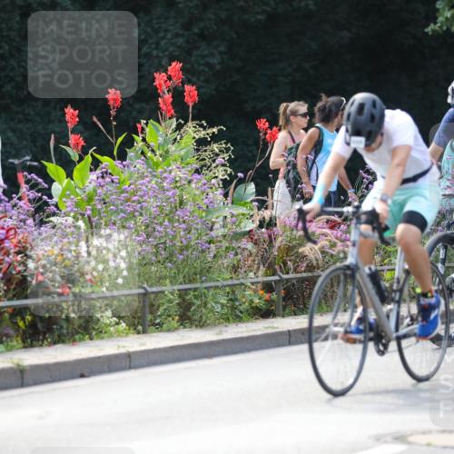 08.09.2024 - Stadtparktriathlon Zöllner http://msf.ph/oto/6994901 08.09.2024 12:04:17 Radfahren 688, 760, 770, 780, 782, 838 meine-sportfotos.de
