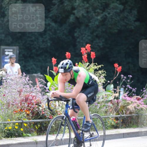 08.09.2024 - Stadtparktriathlon Zöllner http://msf.ph/oto/6994981 08.09.2024 12:04:51 Radfahren 650, 739, 750, 779, 818 meine-sportfotos.de