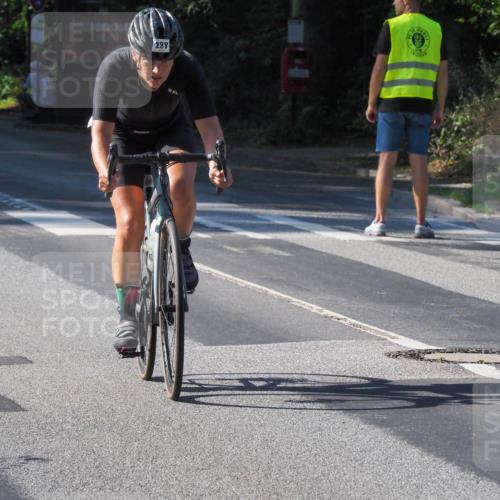 08.09.2024 - Stadtparktriathlon Zöllner http://msf.ph/oto/6995014 08.09.2024 10:46:44 Radfahren 288, 380, 381, 405 meine-sportfotos.de
