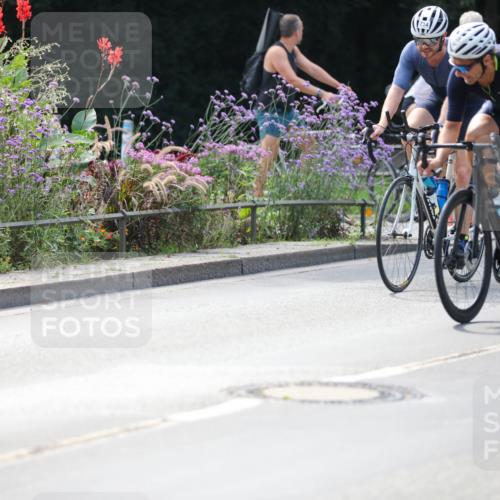 08.09.2024 - Stadtparktriathlon Zöllner http://msf.ph/oto/6995050 08.09.2024 12:05:13 Radfahren 696, 704, 734, 742, 746, 747, 748, 749, 768, 798, 805 meine-sportfotos.de