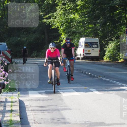 08.09.2024 - Stadtparktriathlon Zöllner http://msf.ph/oto/6995063 08.09.2024 10:47:20 Radfahren 320, 366, 417, 429 meine-sportfotos.de