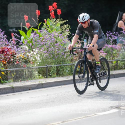 08.09.2024 - Stadtparktriathlon Zöllner http://msf.ph/oto/6995079 08.09.2024 12:05:23 Radfahren 658, 680, 694, 696, 746, 747, 749, 758, 777, 798, 805 meine-sportfotos.de