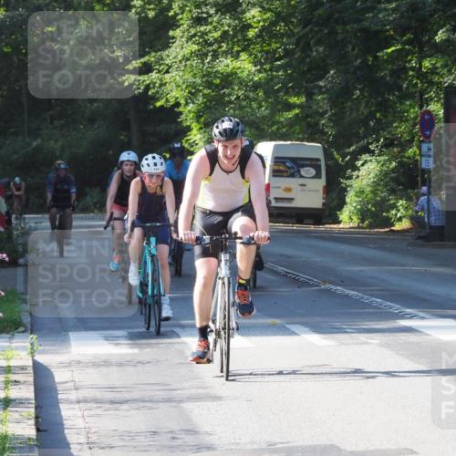 08.09.2024 - Stadtparktriathlon Zöllner http://msf.ph/oto/6995094 08.09.2024 10:47:35 Radfahren 266, 268, 271, 281, 296, 298, 376, 406, 416, 425, 446 meine-sportfotos.de
