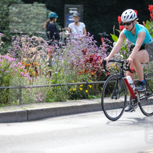 08.09.2024 - Stadtparktriathlon Zöllner http://msf.ph/oto/6995106 08.09.2024 12:05:29 Radfahren 658, 680, 686, 694, 695, 726, 758, 777, 817, 836, 837 meine-sportfotos.de