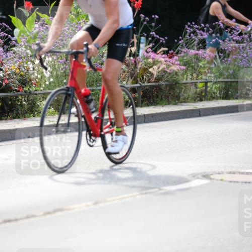 08.09.2024 - Stadtparktriathlon Zöllner http://msf.ph/oto/6995111 08.09.2024 12:05:30 Radfahren 658, 680, 686, 694, 695, 726, 758, 777, 817, 836, 837 meine-sportfotos.de
