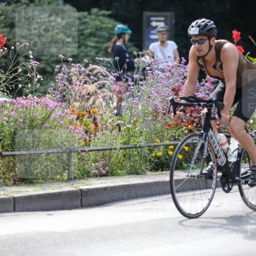 08.09.2024 - Stadtparktriathlon Zöllner http://msf.ph/oto/6995120 08.09.2024 12:05:37 Radfahren 659, 677, 686, 695, 726, 769, 817, 836, 837 meine-sportfotos.de