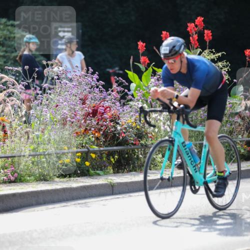 08.09.2024 - Stadtparktriathlon Zöllner http://msf.ph/oto/6995251 08.09.2024 12:06:02 Radfahren 685, 708, 710, 718, 756, 765, 767, 775, 796, 811, 840 meine-sportfotos.de
