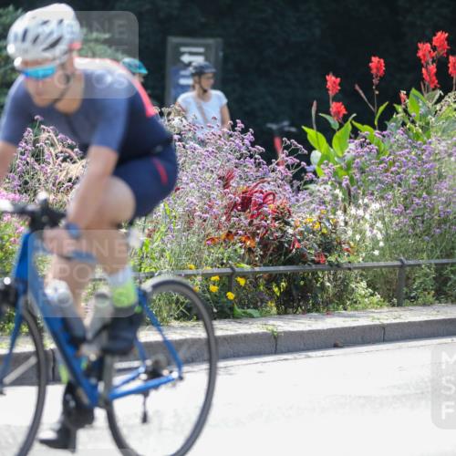 08.09.2024 - Stadtparktriathlon Zöllner http://msf.ph/oto/6995276 08.09.2024 12:06:08 Radfahren 663, 710, 718, 824, 840 meine-sportfotos.de