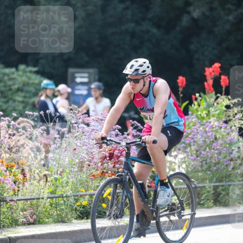 08.09.2024 - Stadtparktriathlon Zöllner http://msf.ph/oto/6995377 08.09.2024 12:07:26 Radfahren 709, 795 meine-sportfotos.de