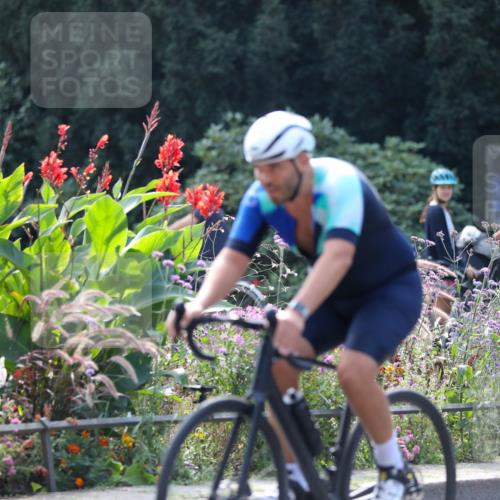 08.09.2024 - Stadtparktriathlon Zöllner http://msf.ph/oto/6995400 08.09.2024 12:07:41 Radfahren 673, 715, 752, 754, 764, 791, 809, 832 meine-sportfotos.de