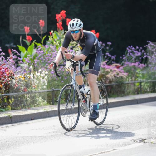 08.09.2024 - Stadtparktriathlon Zöllner http://msf.ph/oto/6995467 08.09.2024 12:08:14 Radfahren 665, 681, 735, 763, 784, 785, 803, 842 meine-sportfotos.de