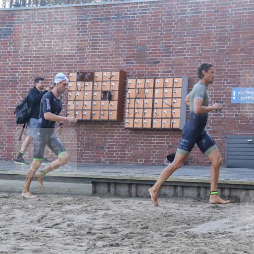08.09.2024 - Stadtparktriathlon Luisa Fischer http://msf.ph/oto/6995494 08.09.2024 08:45:43 Schwimmen 11, 49, 59, 75 meine-sportfotos.de
