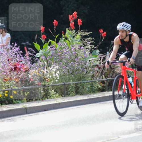 08.09.2024 - Stadtparktriathlon Zöllner http://msf.ph/oto/6995501 08.09.2024 12:08:49 Radfahren 720, 755, 788, 794, 825 meine-sportfotos.de