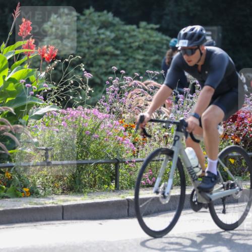 08.09.2024 - Stadtparktriathlon Zöllner http://msf.ph/oto/6995525 08.09.2024 12:08:58 Radfahren 755, 825 meine-sportfotos.de