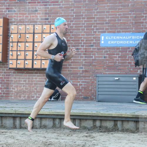 08.09.2024 - Stadtparktriathlon Luisa Fischer http://msf.ph/oto/6995533 08.09.2024 08:45:51 Schwimmen 56, 59 meine-sportfotos.de