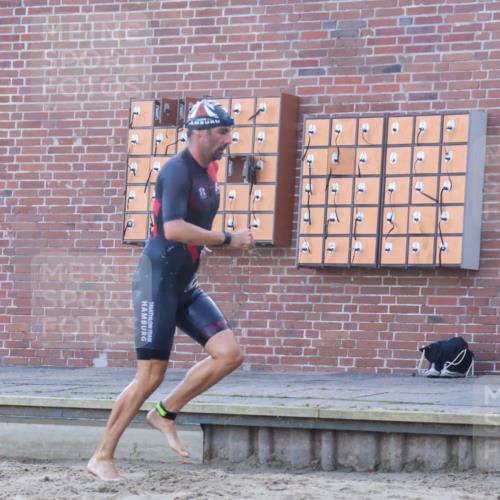 08.09.2024 - Stadtparktriathlon Luisa Fischer http://msf.ph/oto/6995574 08.09.2024 08:46:03 Schwimmen 5, 32, 38, 51, 56 meine-sportfotos.de