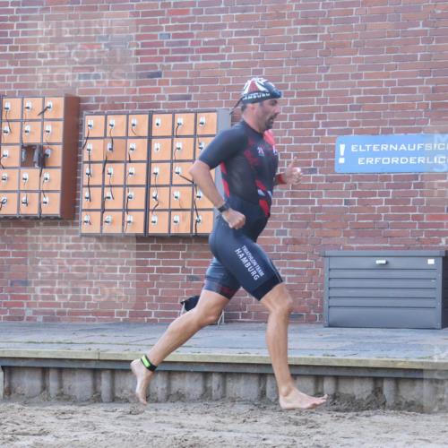 08.09.2024 - Stadtparktriathlon Luisa Fischer http://msf.ph/oto/6995578 08.09.2024 08:46:04 Schwimmen 5, 32, 38, 51, 56 meine-sportfotos.de