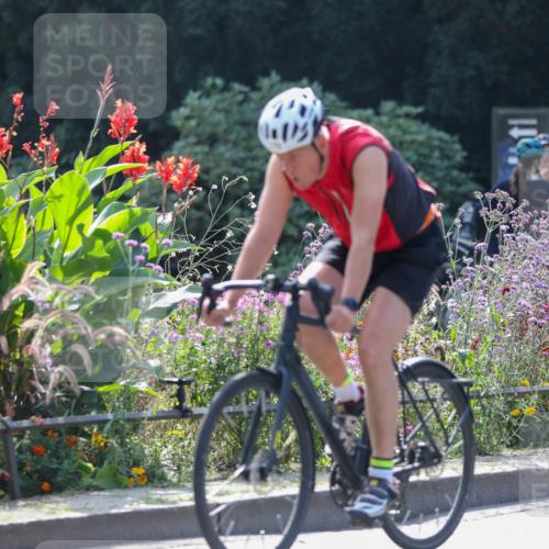 08.09.2024 - Stadtparktriathlon Zöllner http://msf.ph/oto/6995582 08.09.2024 12:09:37 Radfahren 778 meine-sportfotos.de