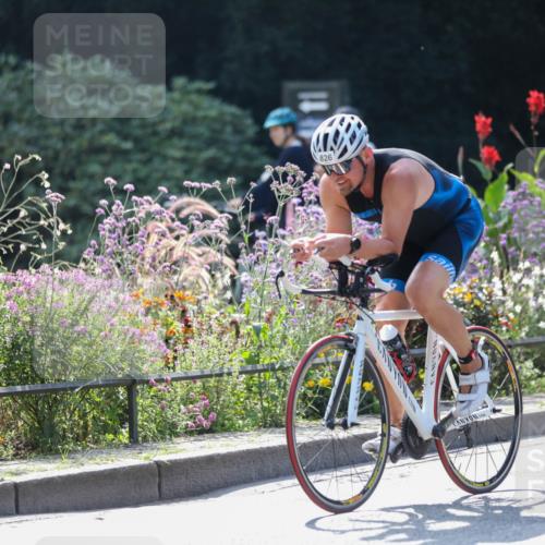 08.09.2024 - Stadtparktriathlon Zöllner http://msf.ph/oto/6995611 08.09.2024 12:10:13 Radfahren 774, 826 meine-sportfotos.de